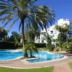 Noctua Puerto Banus 003 * מארבלה