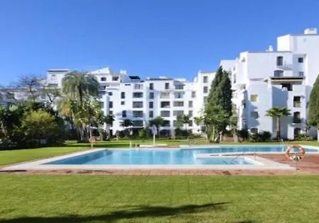 Noctua Puerto Banus 003 Апартаменты