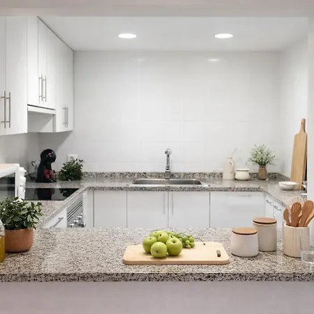 Apartamento Noctua Puerto Banus 003 *